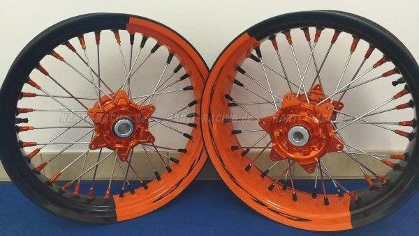 Alpina tubeless Räder - Husqvarna Vitpilen 701 "B-Color-Pack"