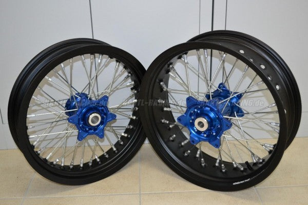 Alpina tubeless Räder - KTM Duke 690 "Ride Pack"