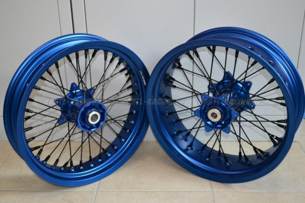 Alpina tubeless Räder - KTM Duke 690 "Ride Pack"