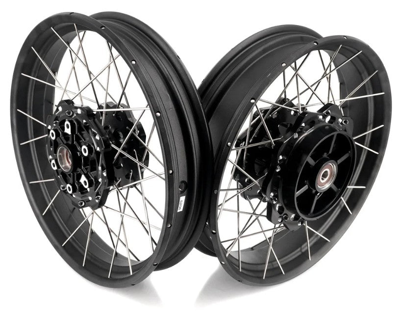 Kreuzspeichen Radsatz - Triumph Scrambler 400x